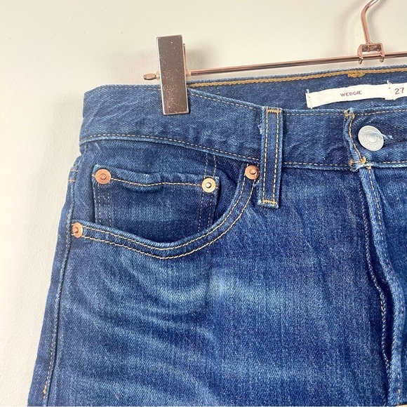 Levi's Wedgie Button Fly High Waist Straight Leg Jean Medium Wash Size 27 - Picture 4 of 15